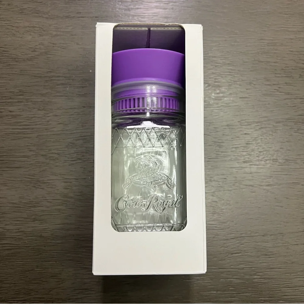 Crown Royale drink shaker and juicer NEW